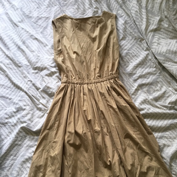 Like new beautiful tan cotton poplin wrap dress - Picture 2 of 3